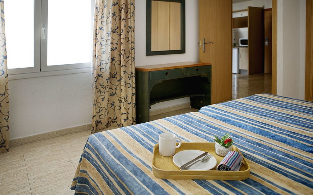Apartamentos Blue Star (Adults Only) Sant Antoni de Portmany Extérieur photo