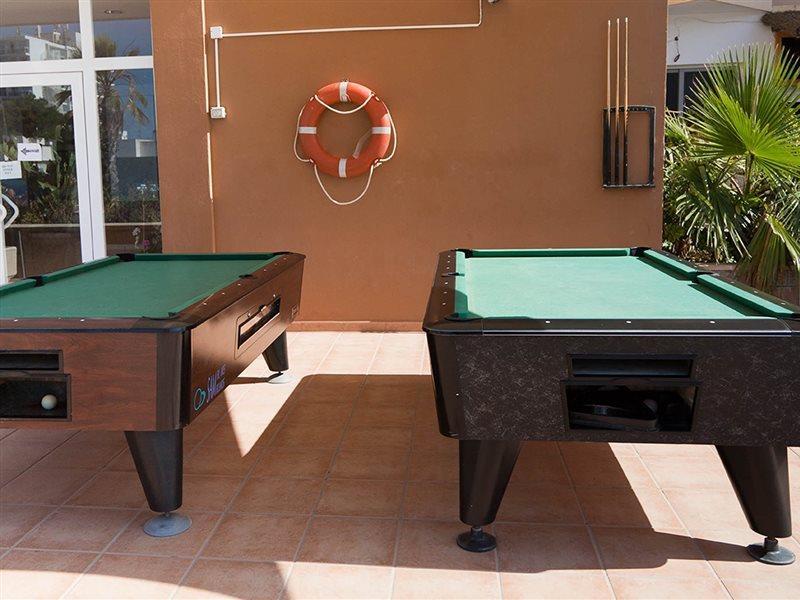 Apartamentos Blue Star (Adults Only) Sant Antoni de Portmany Extérieur photo