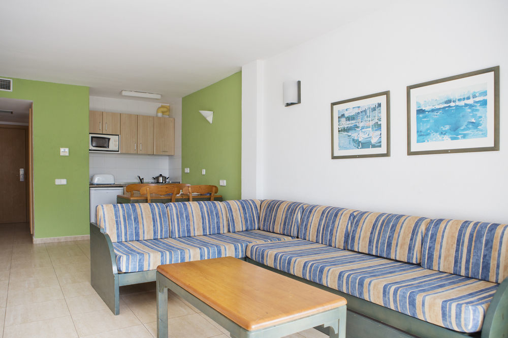 Apartamentos Blue Star (Adults Only) Sant Antoni de Portmany Extérieur photo