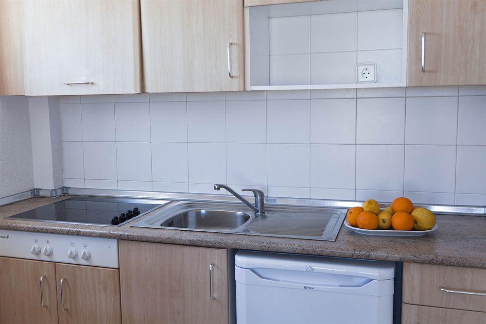 Apartamentos Blue Star (Adults Only) Sant Antoni de Portmany Extérieur photo